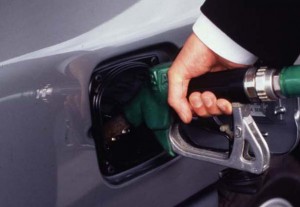 filling-petrol-615